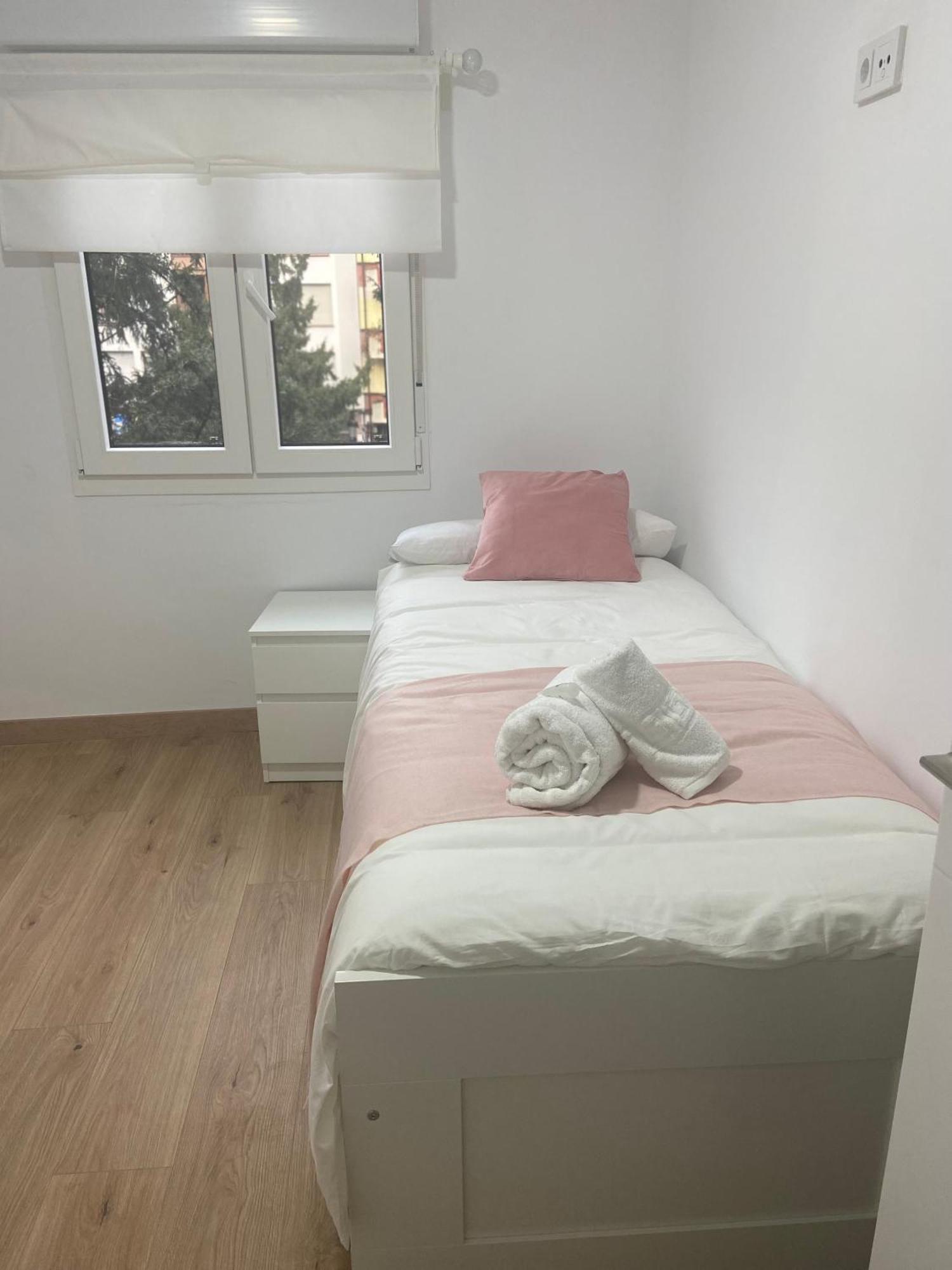 Dh Apartamento Turistico Cangas de Onis Exterior photo